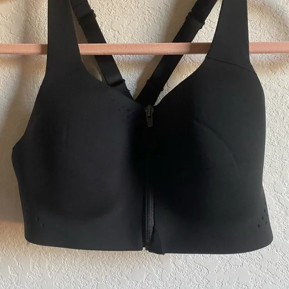 Victoria's Secret VSX Black Knockout Front Zip Close Athleisure Sports Bra 34C - Picture 3 of 10